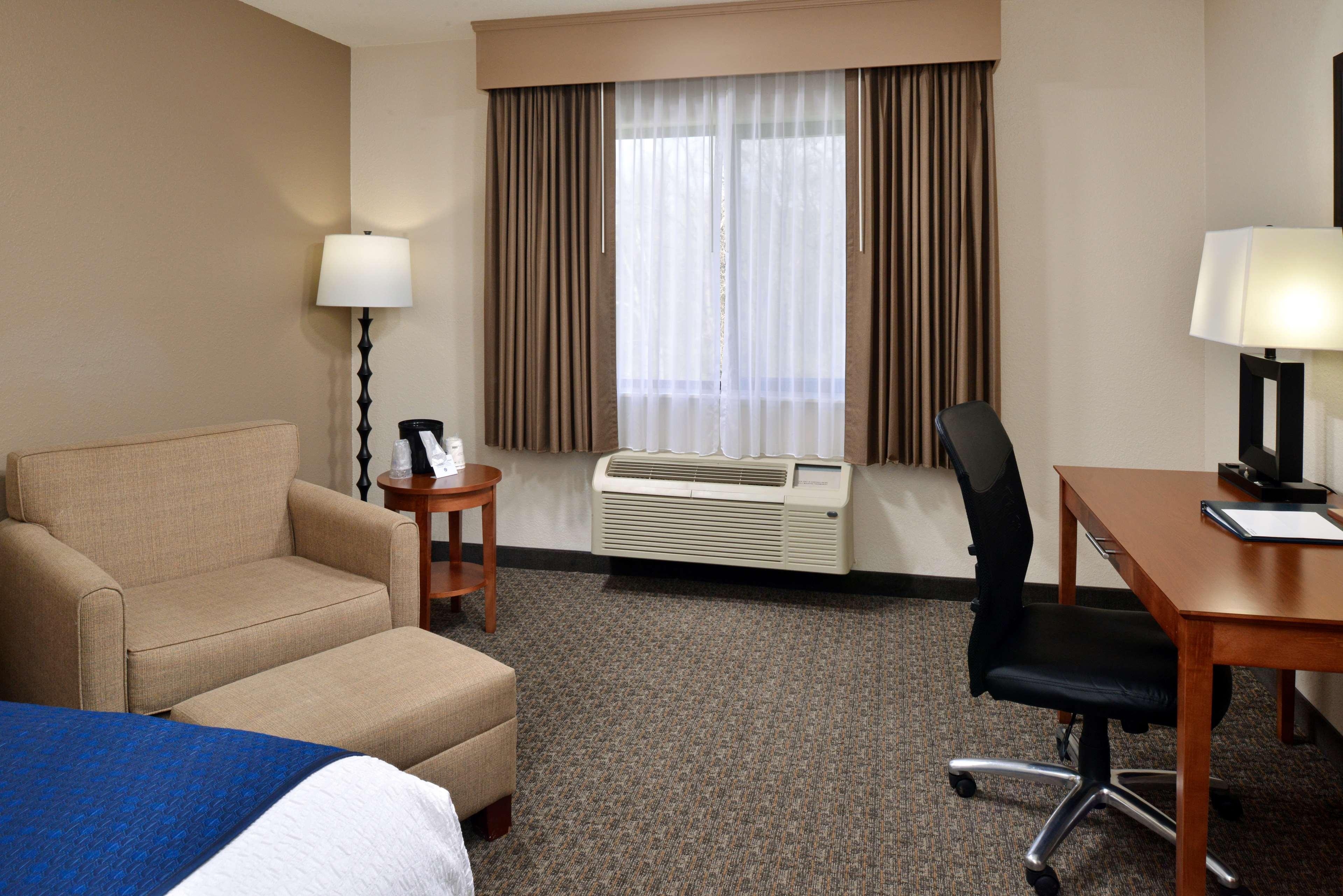 Best Western Big Spring Lodge Neosho Bagian luar foto