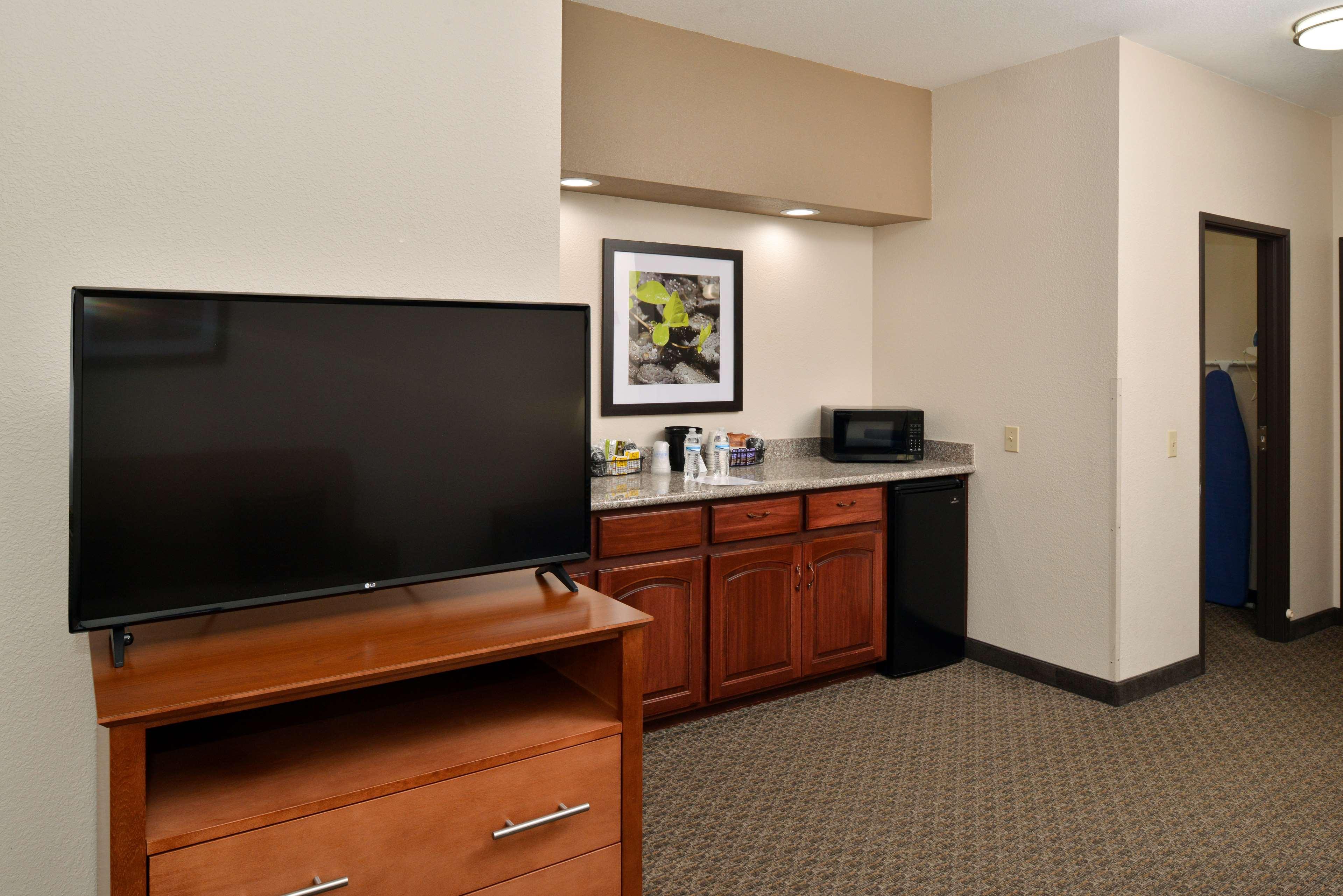 Best Western Big Spring Lodge Neosho Bagian luar foto