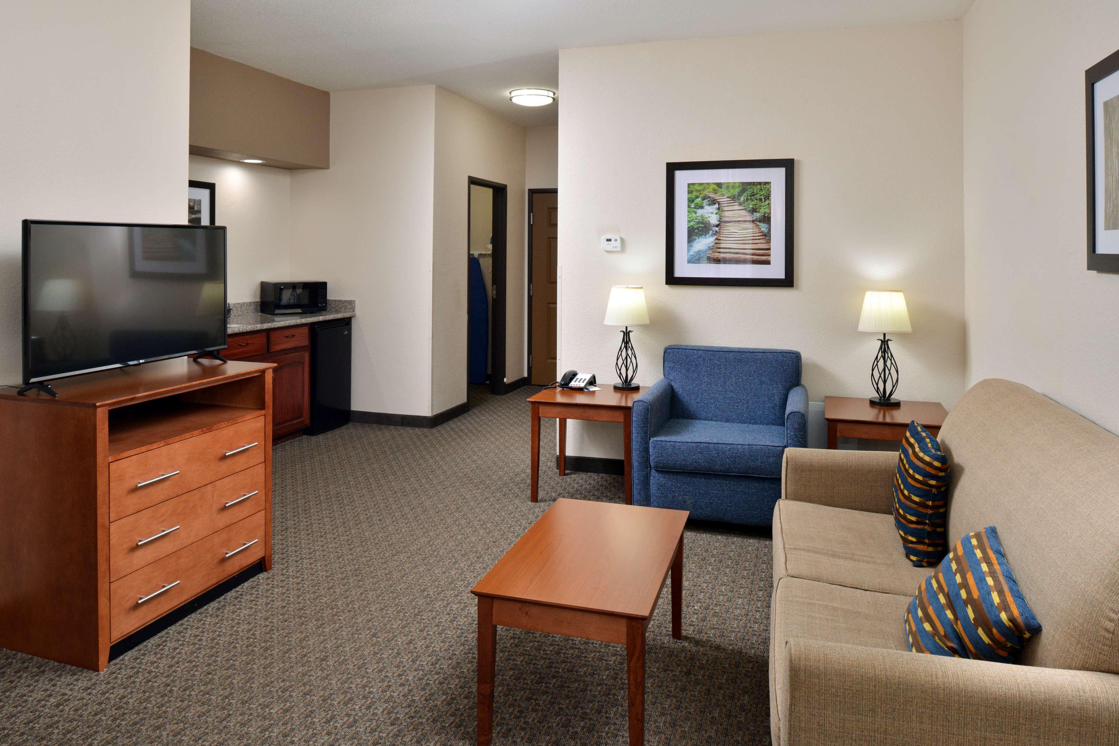 Best Western Big Spring Lodge Neosho Bagian luar foto