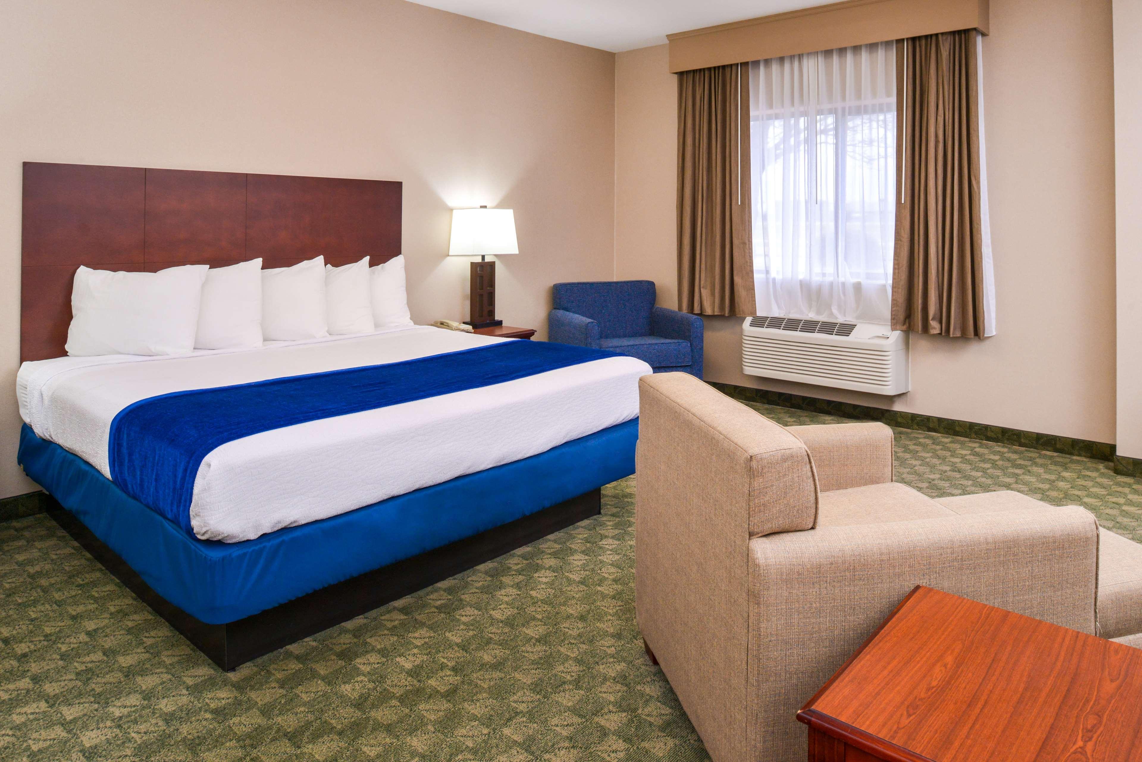 Best Western Big Spring Lodge Neosho Bagian luar foto