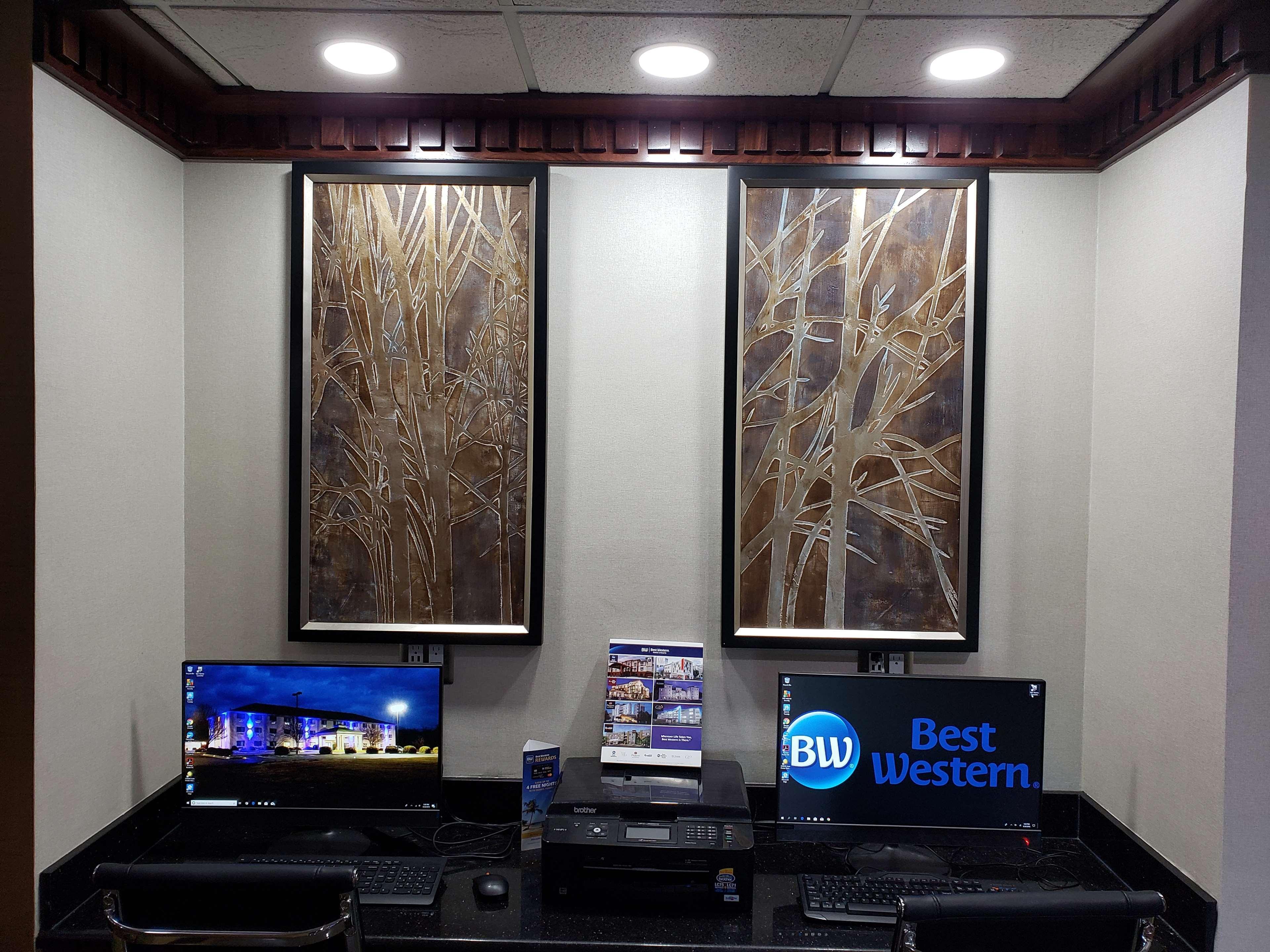 Best Western Big Spring Lodge Neosho Bagian luar foto
