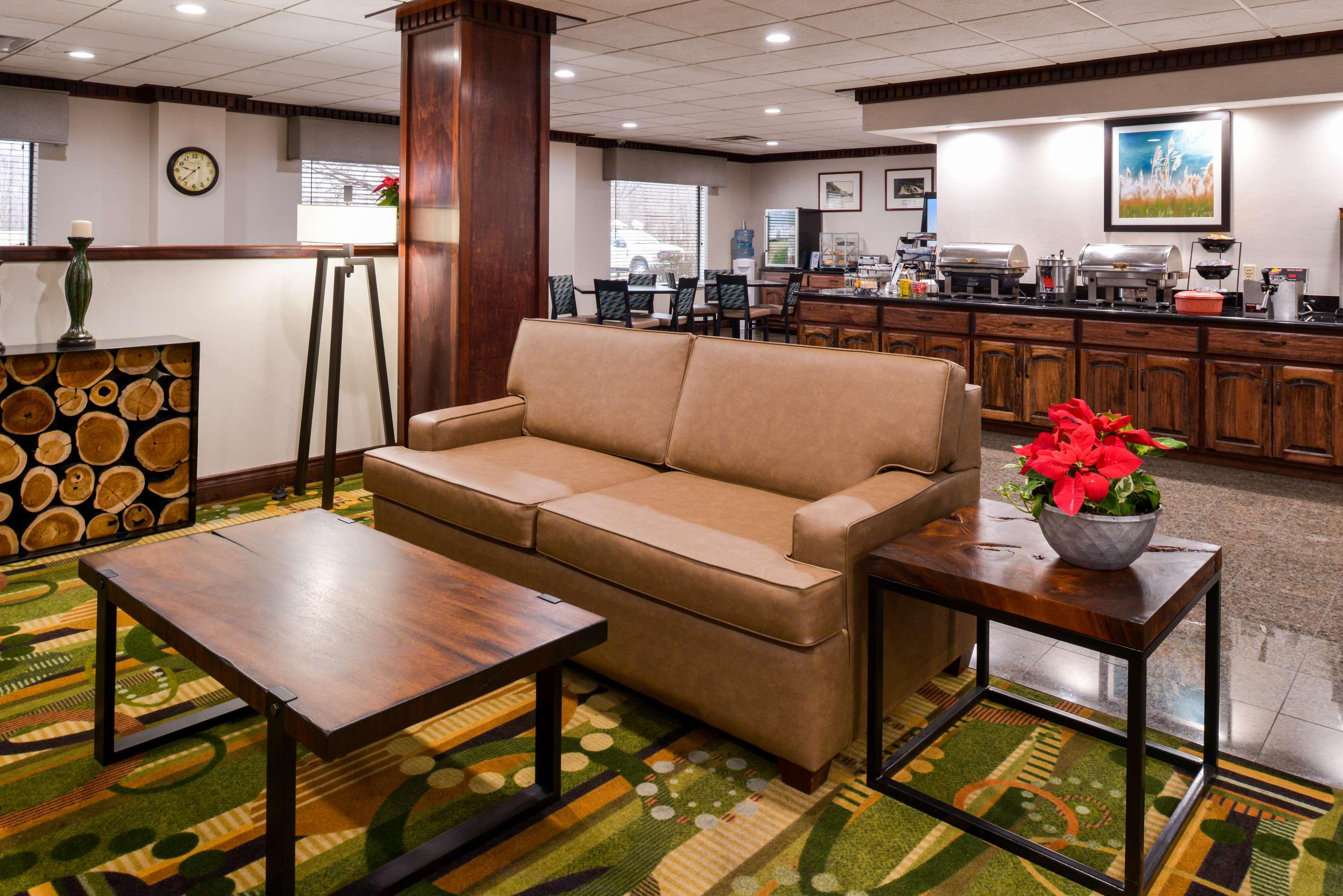 Best Western Big Spring Lodge Neosho Bagian luar foto